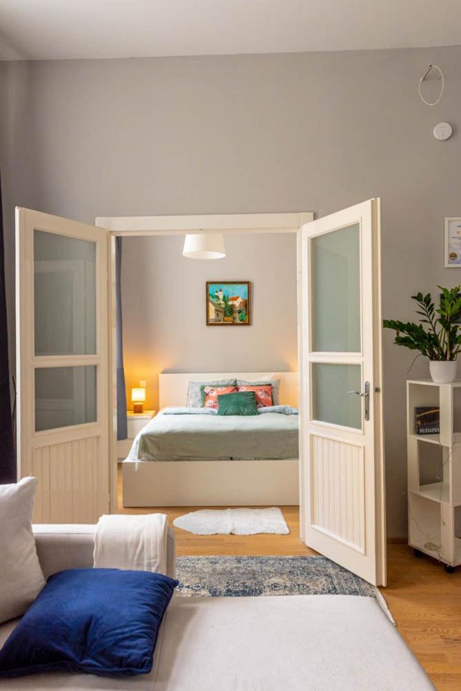 Ferienwohnung Maria Topfive With Free Private Parking Budapest Exterior foto