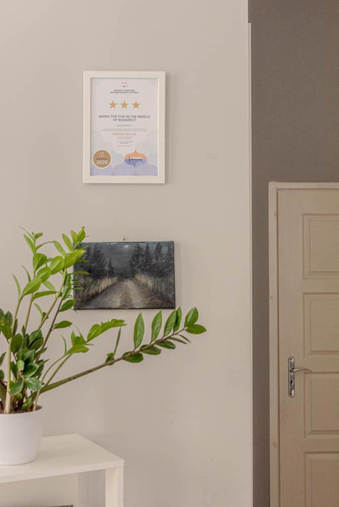 Ferienwohnung Maria Topfive With Free Private Parking Budapest Exterior foto